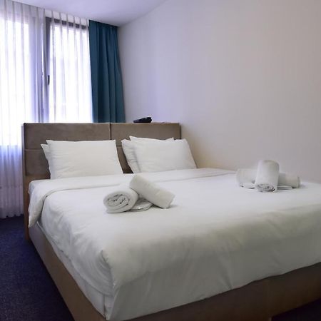 Taksim Hotel V Plus Istanbul Exterior photo