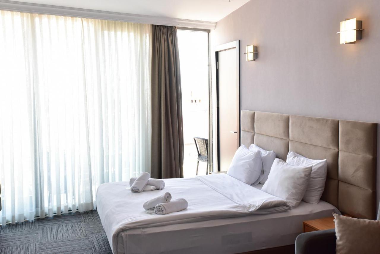 Taksim Hotel V Plus Istanbul Exterior photo