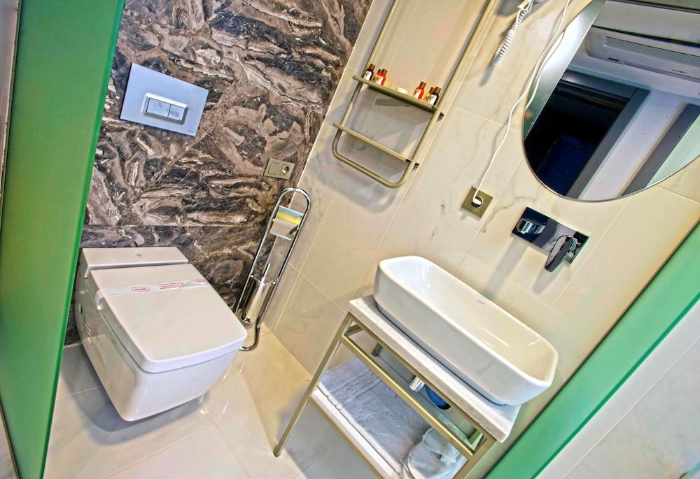 Taksim Hotel V Plus Istanbul Exterior photo