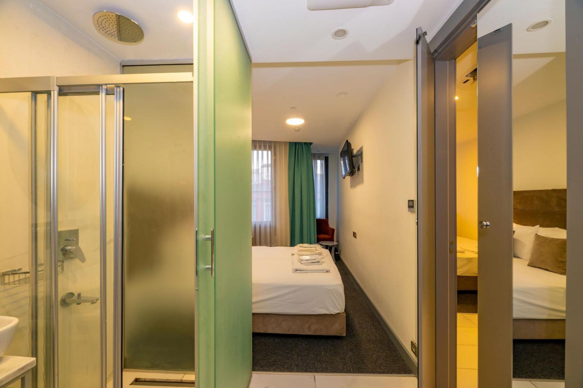 Taksim Hotel V Plus Istanbul Room photo