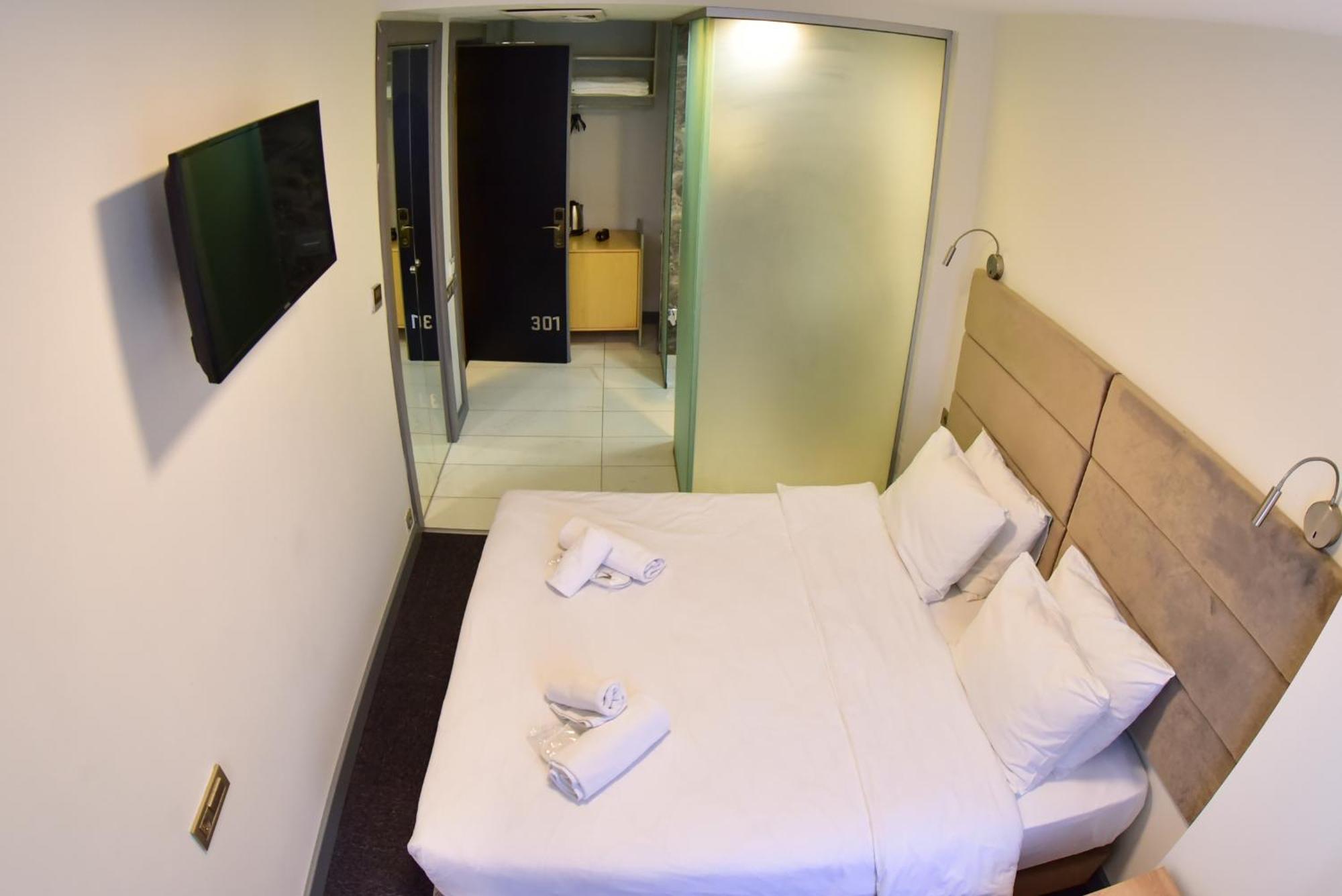 Taksim Hotel V Plus Istanbul Exterior photo