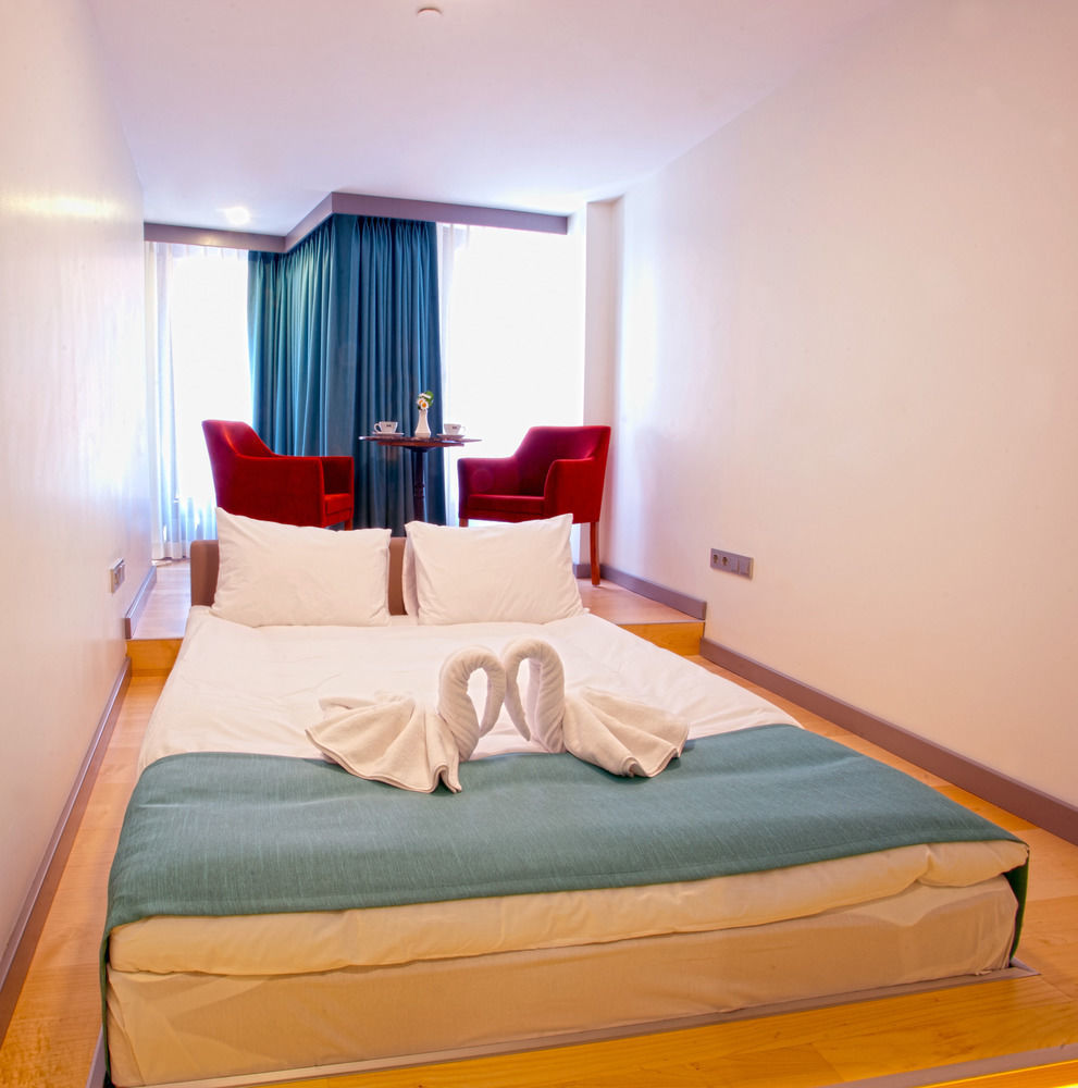 Taksim Hotel V Plus Istanbul Exterior photo