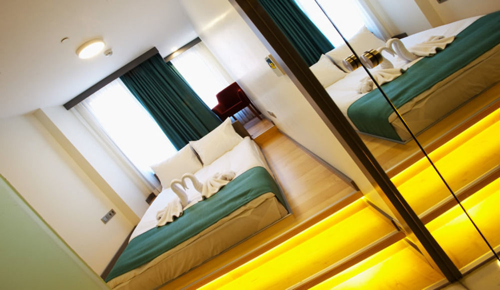 Taksim Hotel V Plus Istanbul Exterior photo